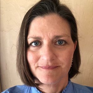 Meet your Posher, Carolyn